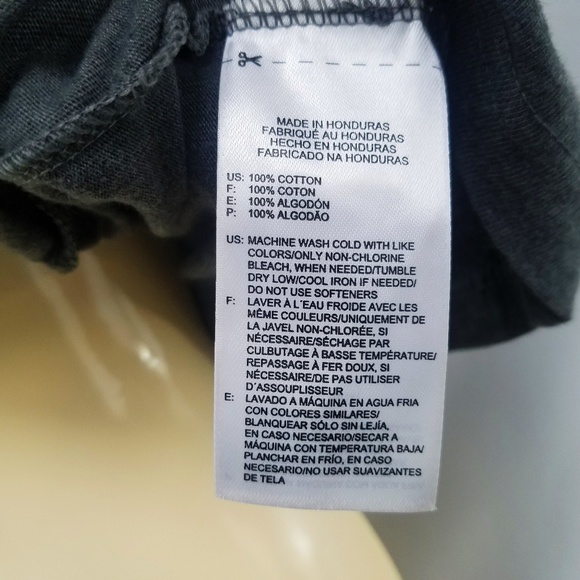 NEW Reebok Boys Dark Gray Graphic T-Shirt S - Picture 7 of 7